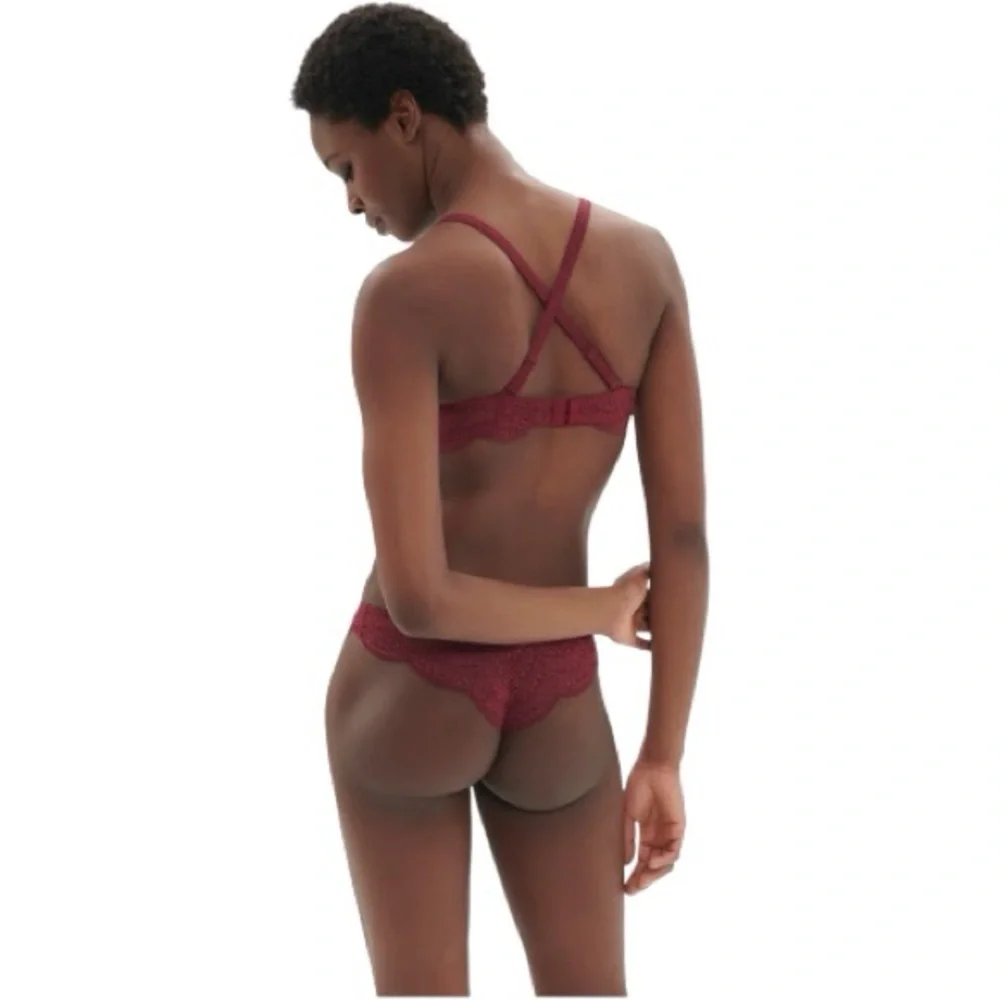 Simone Perele elevate your